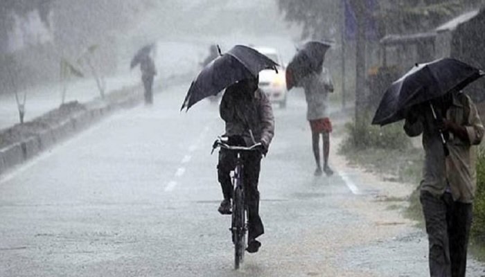 UP में 28 अप्रैल तक बदलता रहेगा मौसम, 15 जिलों में आंधी-बारिश का अलर्ट