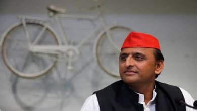 अखिलेश यादव