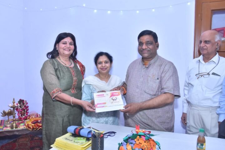  Ek Umeed NGO, Amita Agarwal of Funcity, MLA Sanjeev Agarwal, Smart City-Smart Beti, Smart Beti College, Vocational Training