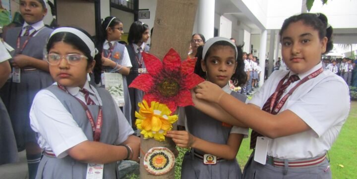 Bareilly News: BBL Public School में वन महोत्‍सव, बच्‍चों ने दिया पर्यावरण संरक्षण का संदेश